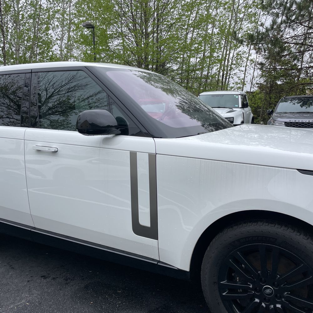 2023 Land Rover Range Rover P530 SE