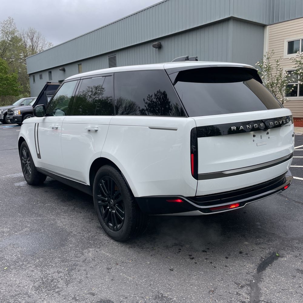 2023 Land Rover Range Rover P530 SE