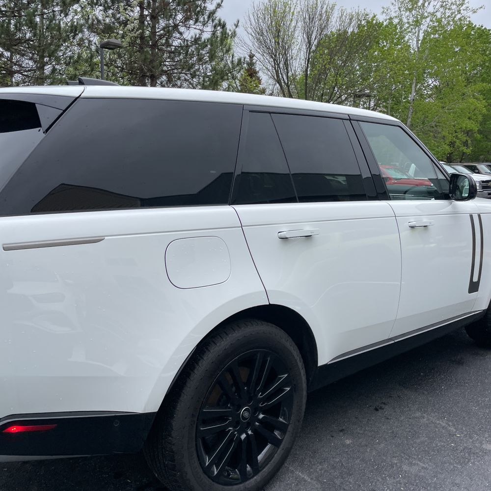 2023 Land Rover Range Rover P530 SE