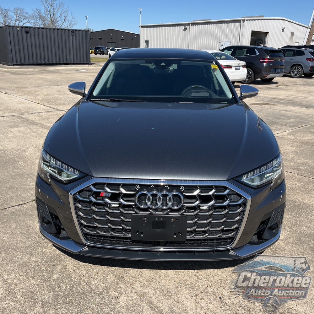 2022 Audi S8
