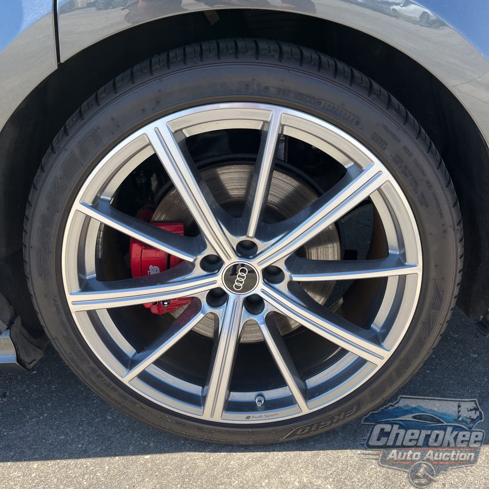 2022 Audi S8