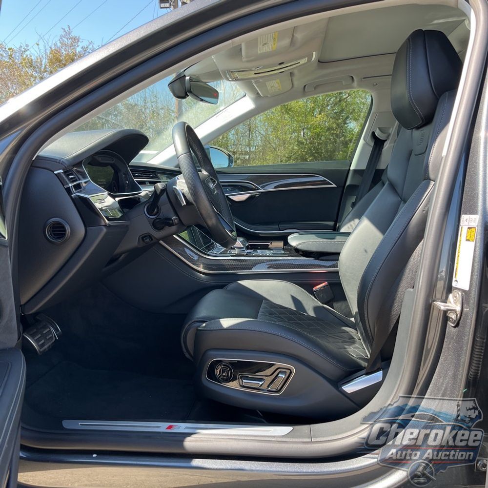 2022 Audi S8