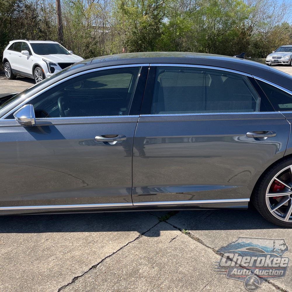 2022 Audi S8