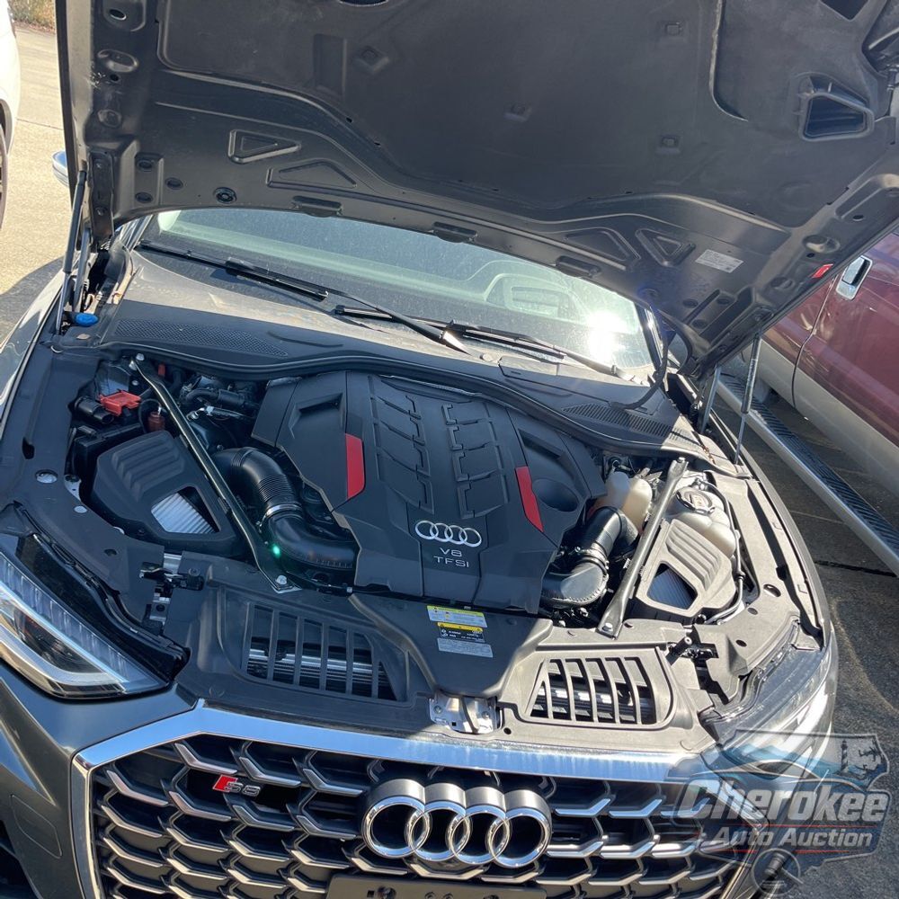 2022 Audi S8