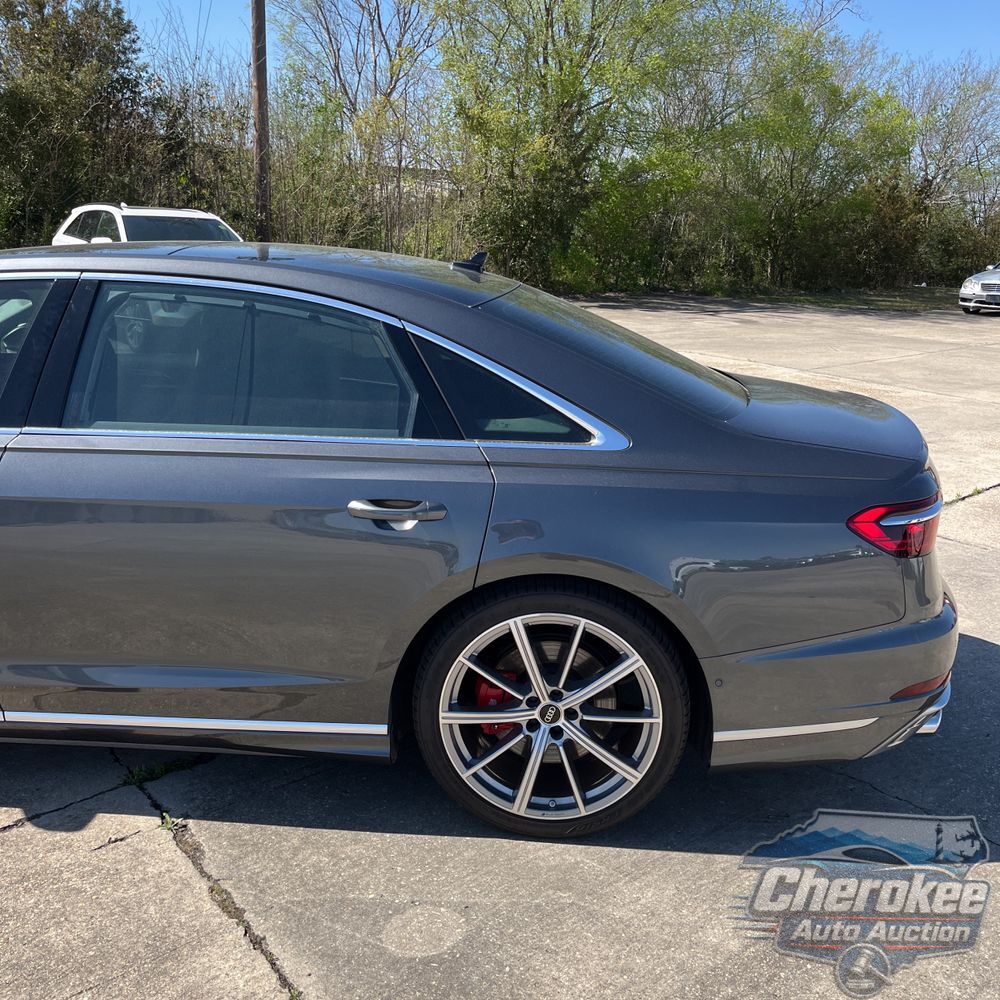 2022 Audi S8