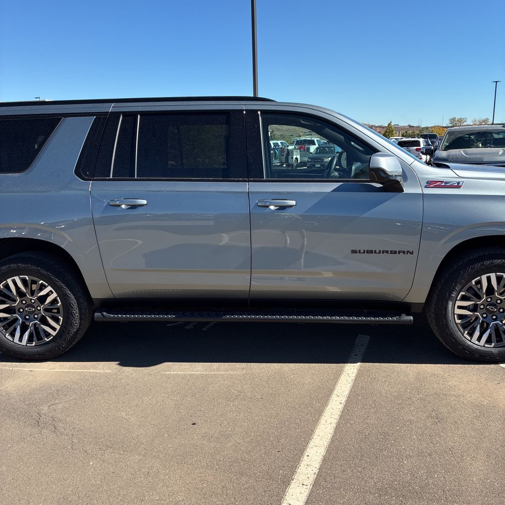2025 Chevrolet Suburban Z71