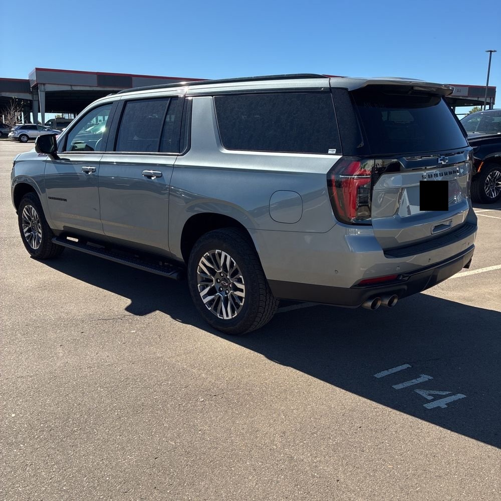2025 Chevrolet Suburban Z71