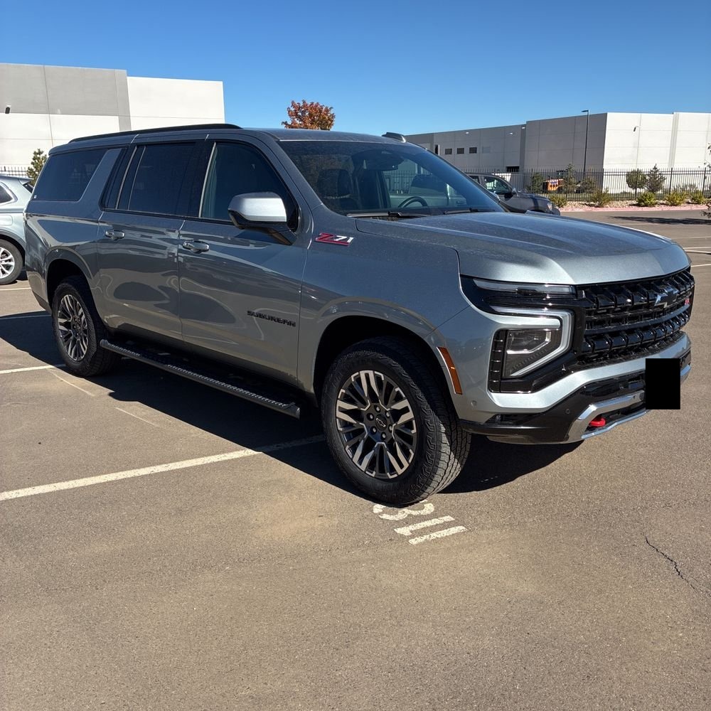 2025 Chevrolet Suburban Z71