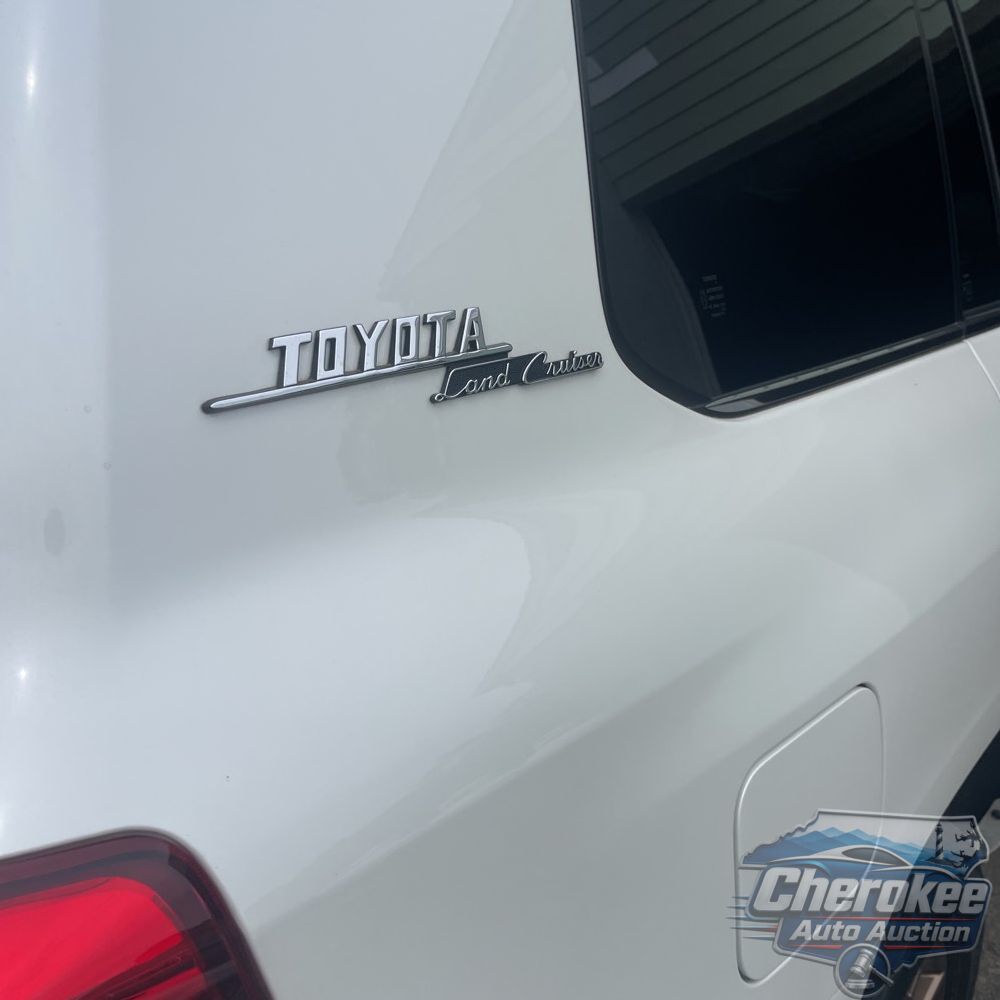 2020 Toyota Land Cruiser Heritage Edition