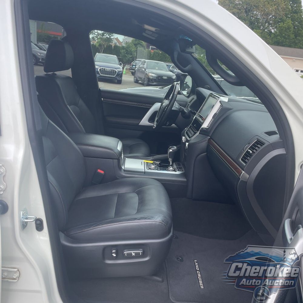 2020 Toyota Land Cruiser Heritage Edition