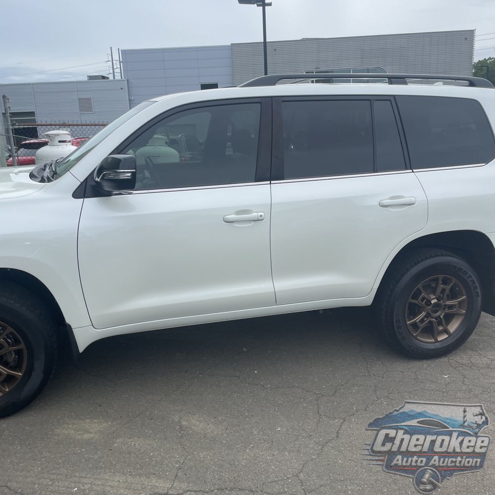 2020 Toyota Land Cruiser Heritage Edition