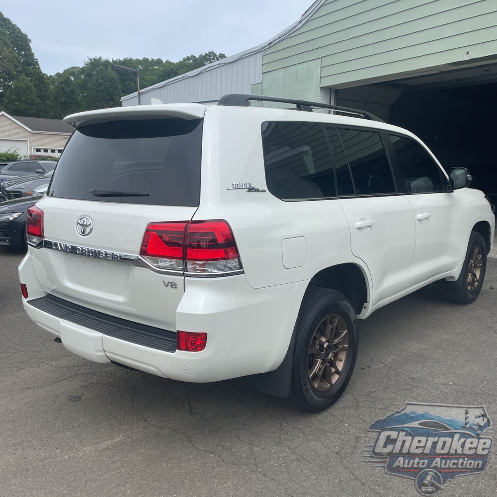 2020 Toyota Land Cruiser Heritage Edition