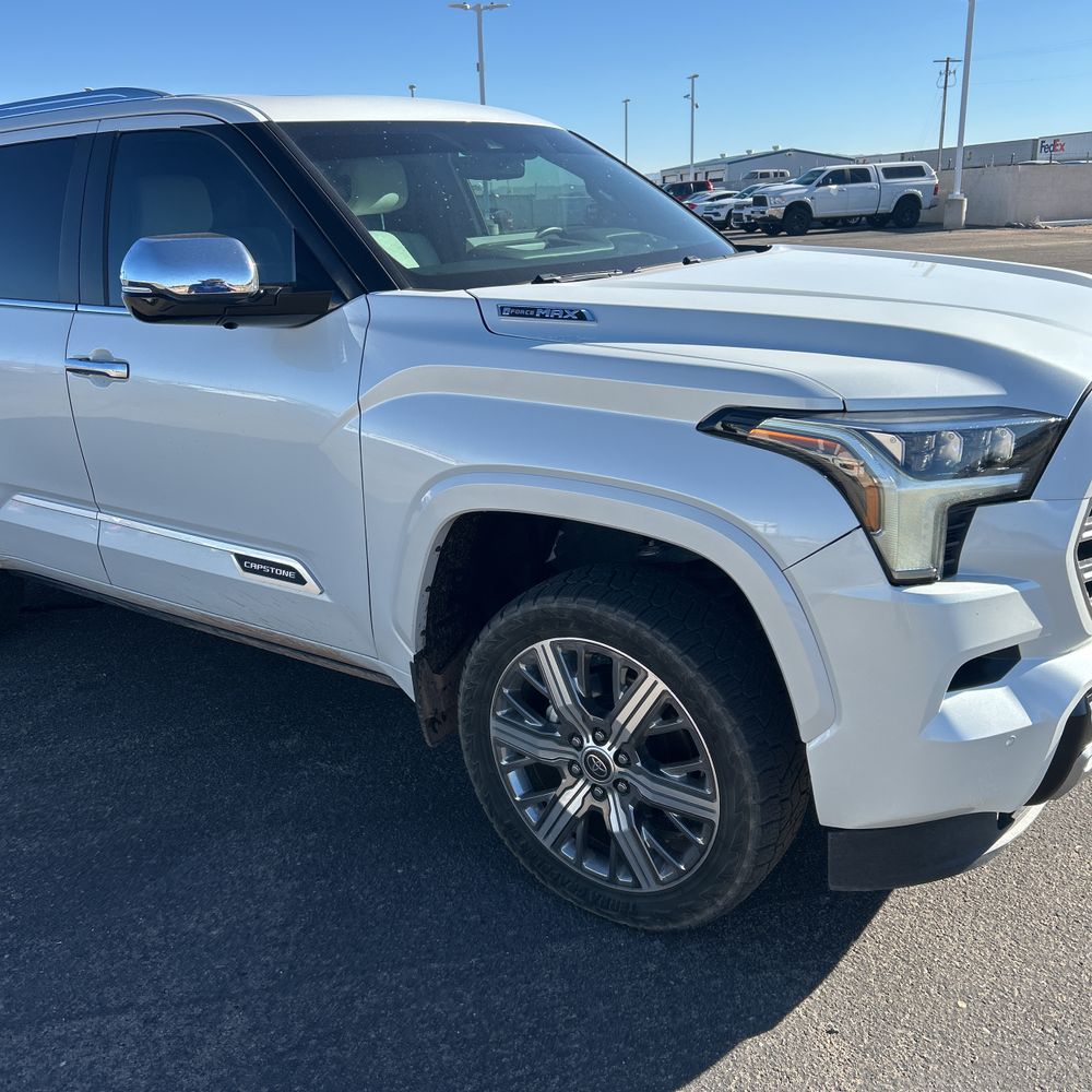 2024 Toyota Sequoia Capstone