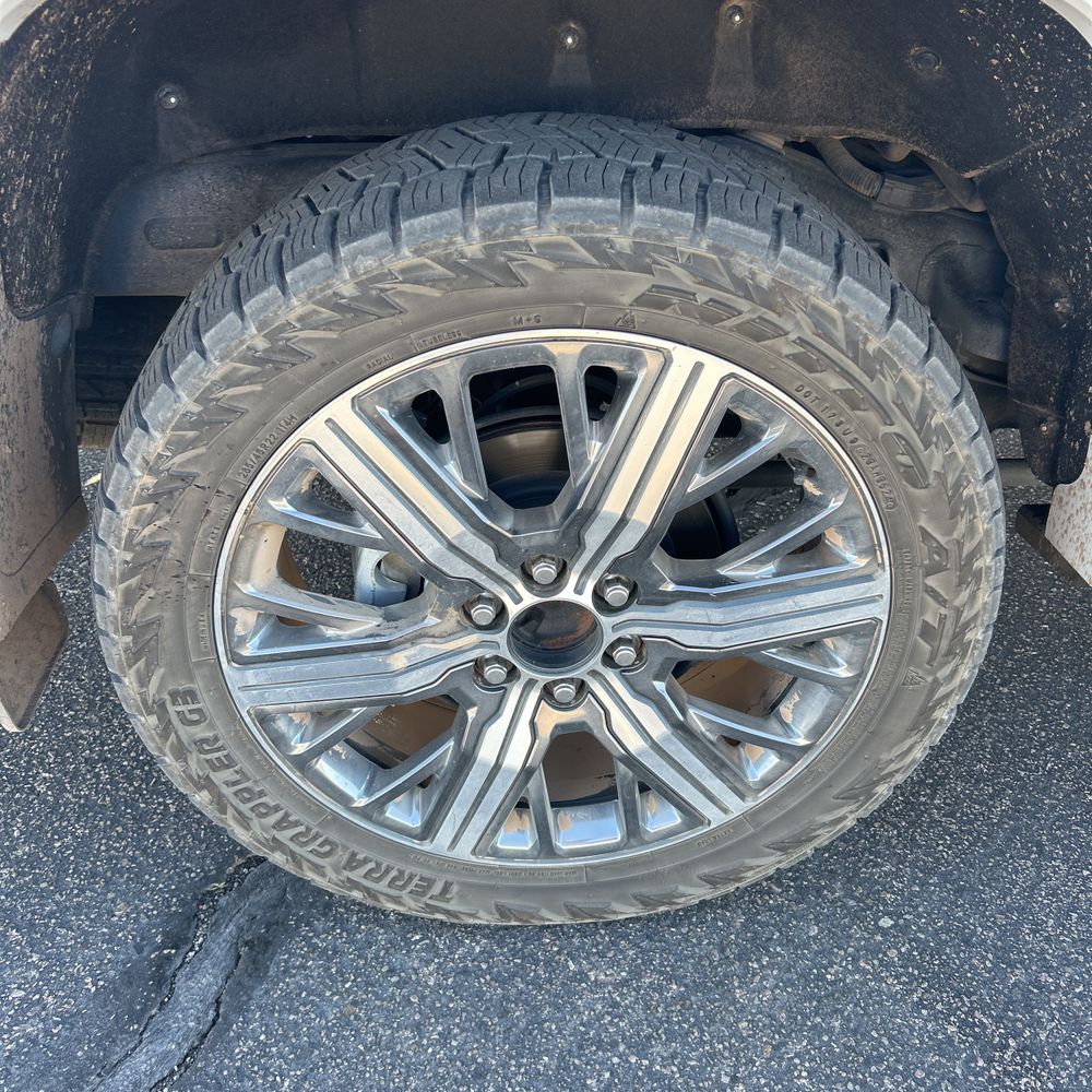 2024 Toyota Sequoia Capstone