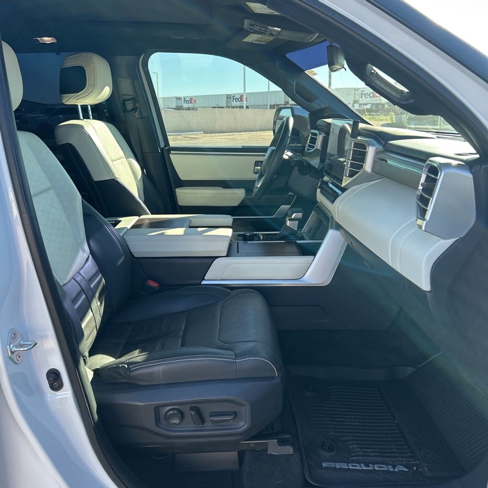 2024 Toyota Sequoia Capstone