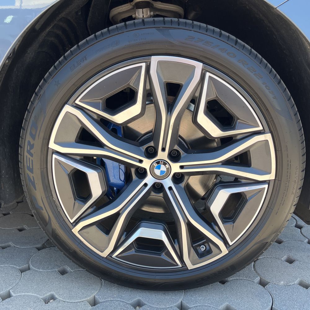 2025 BMW iX xDrive50