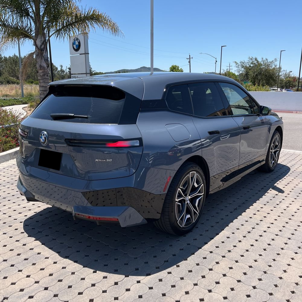 2025 BMW iX xDrive50
