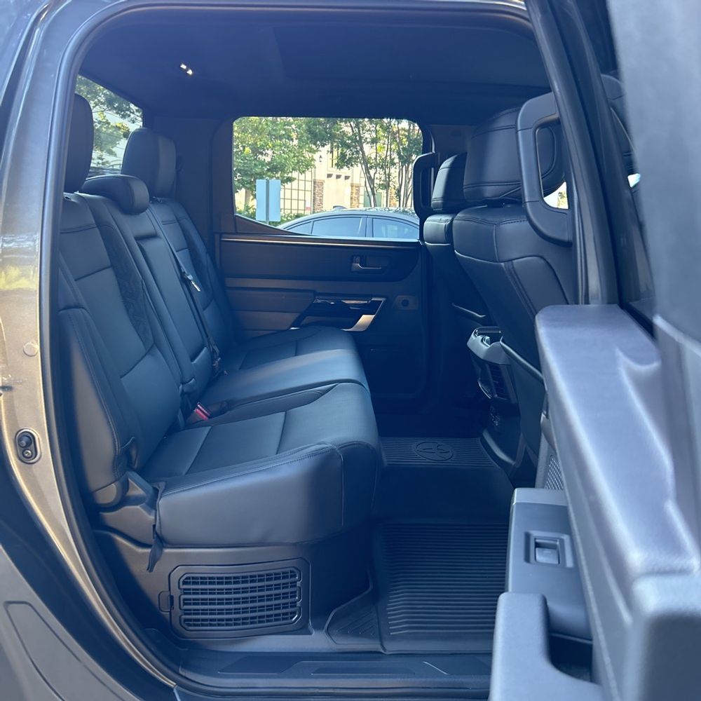 2025 Toyota Tundra Limited HV