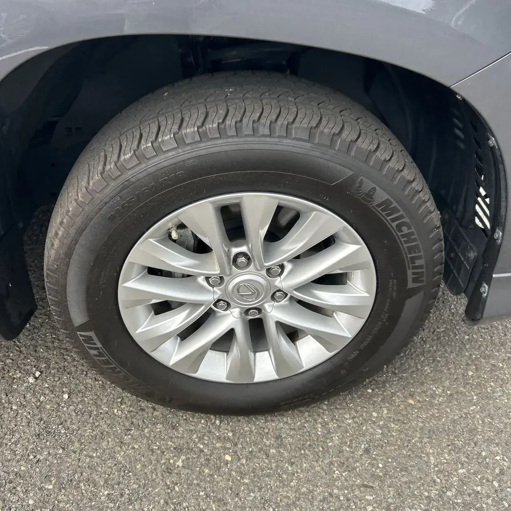 2023 Lexus GX 460 Base