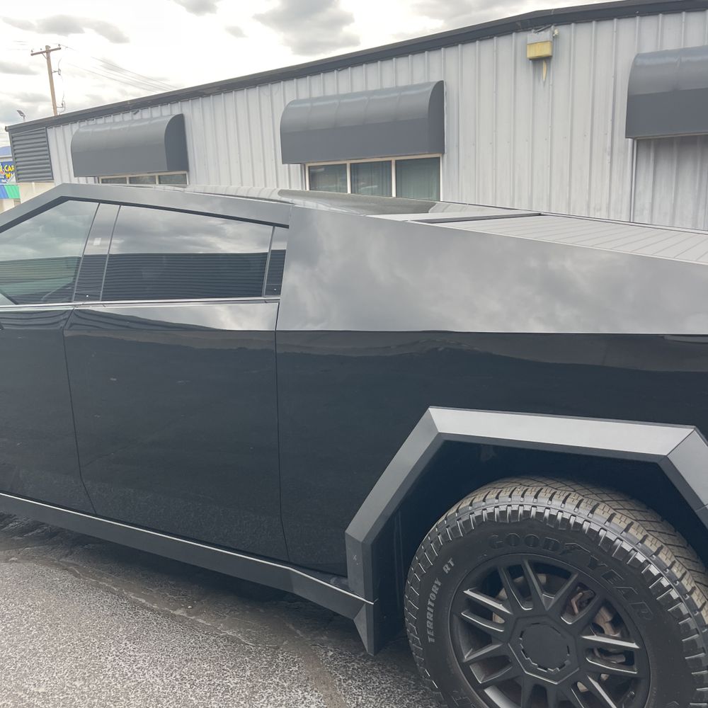 2024 Tesla Cybertruck Base