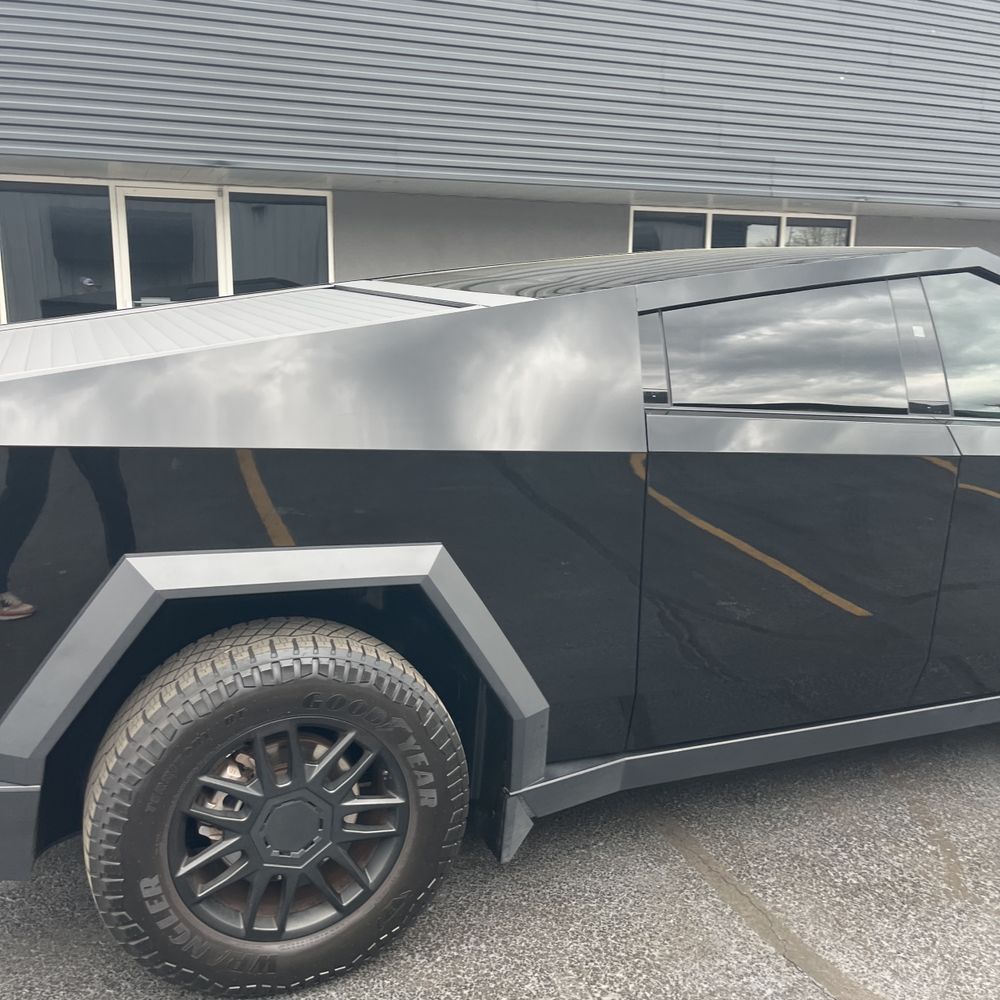 2024 Tesla Cybertruck Base