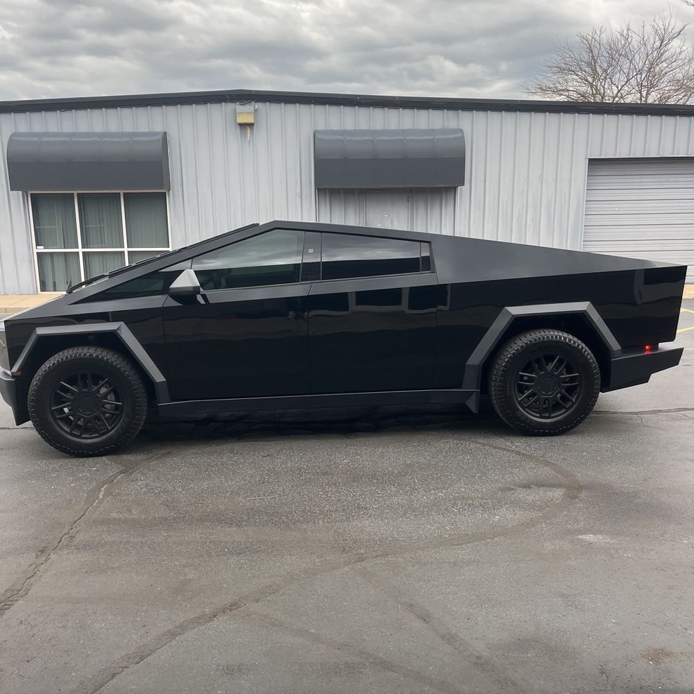 2024 Tesla Cybertruck Base