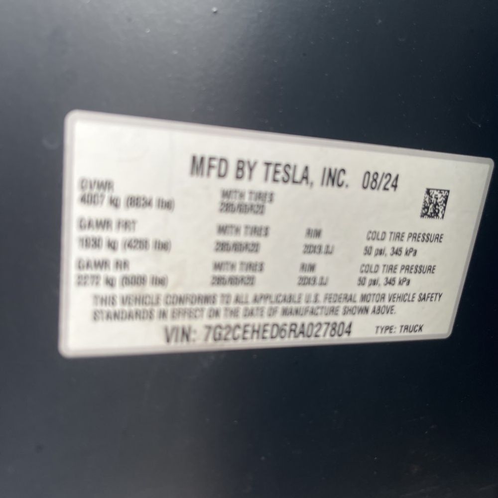 2024 Tesla Cybertruck Base