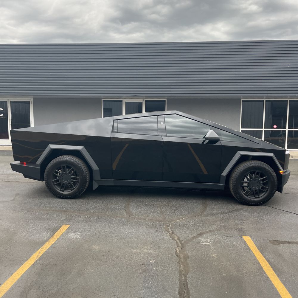 2024 Tesla Cybertruck Base