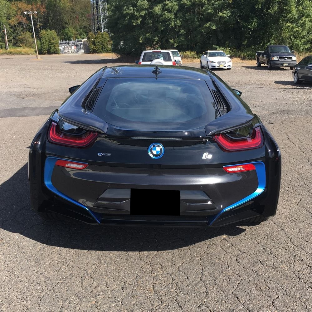 2015 BMW i8