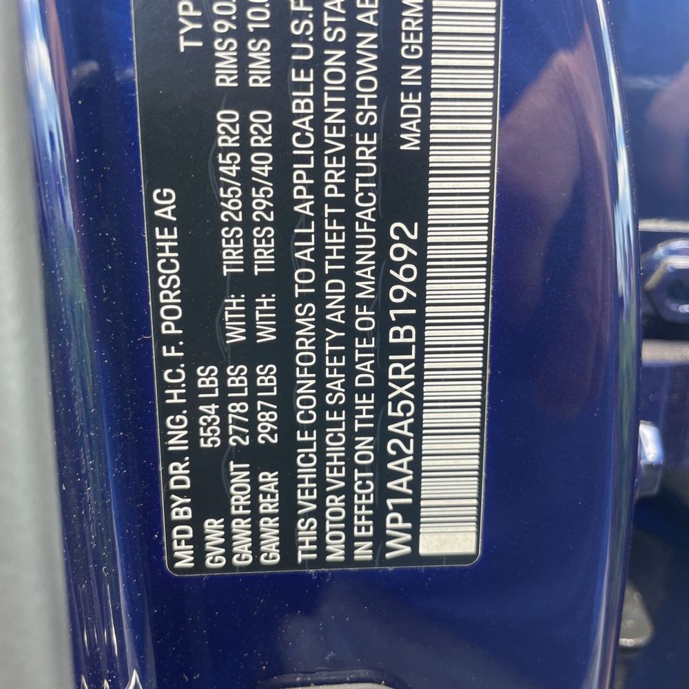 2024 Porsche Macan Base