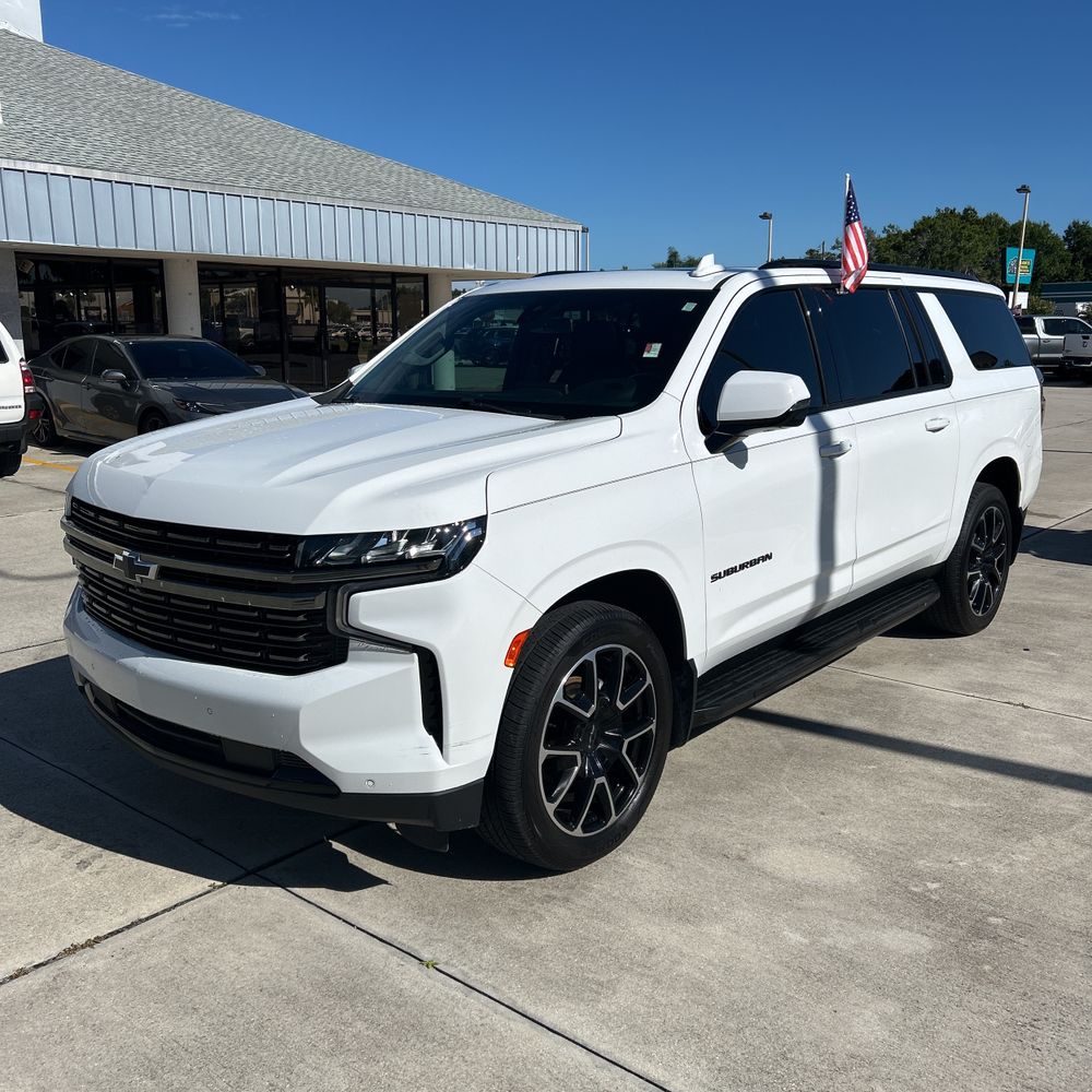 2022 Chevrolet Suburban RST