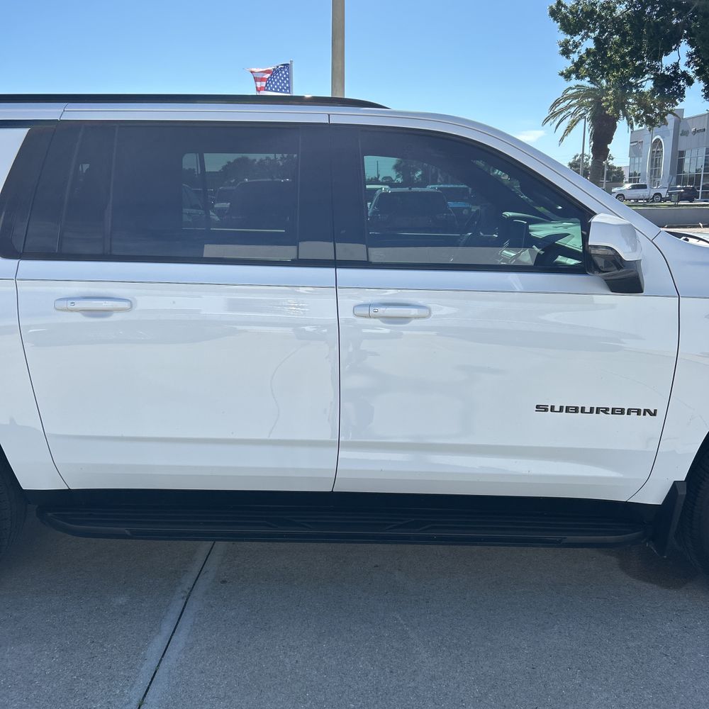 2022 Chevrolet Suburban RST