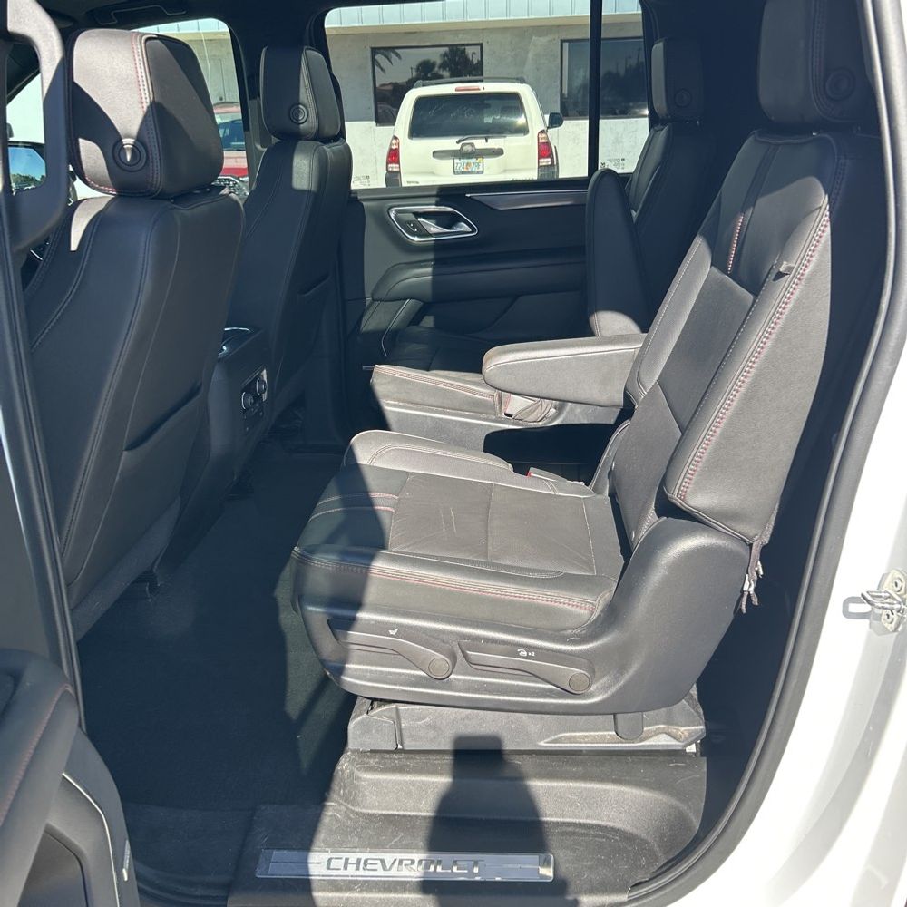 2022 Chevrolet Suburban RST