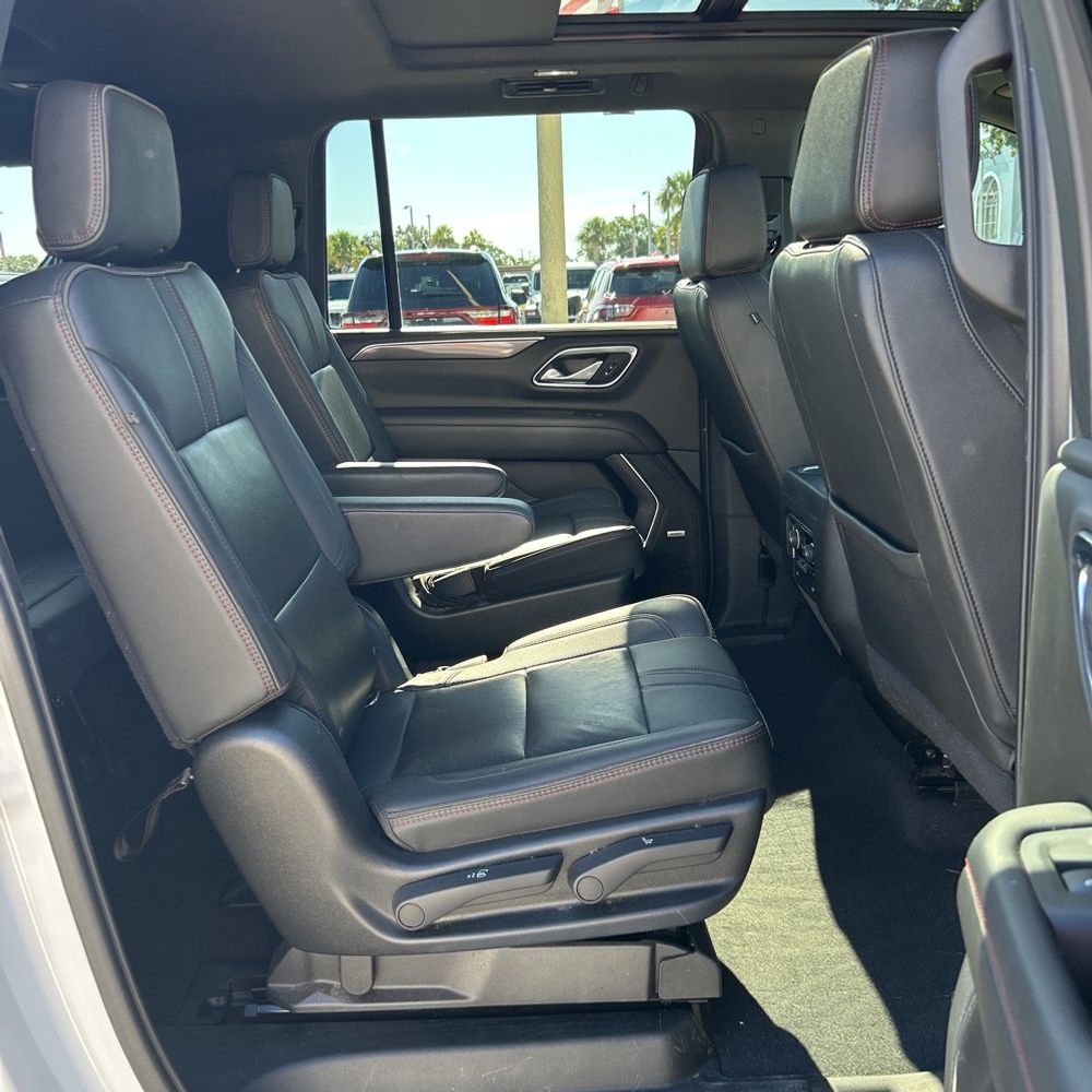 2022 Chevrolet Suburban RST