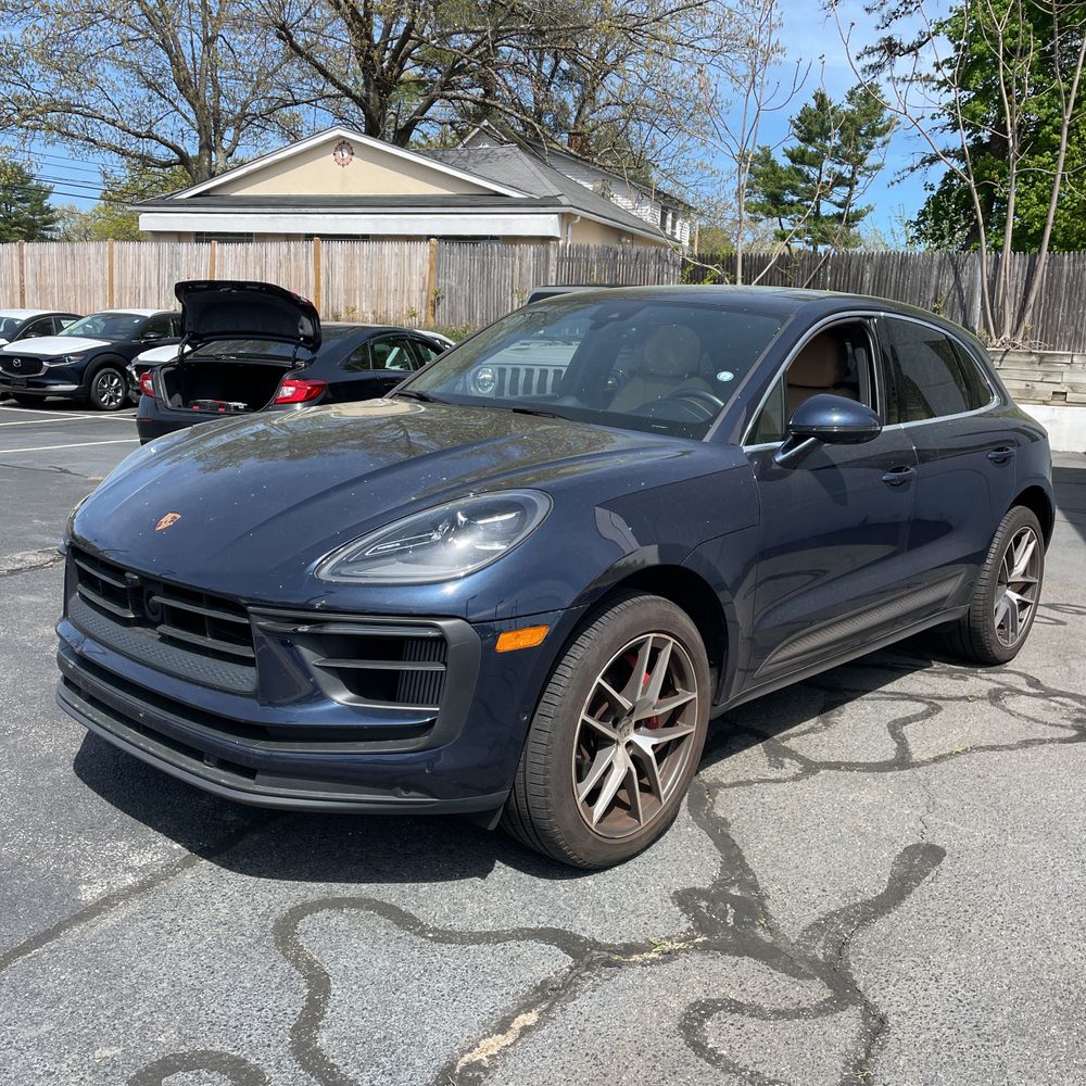 2022 Porsche Macan S