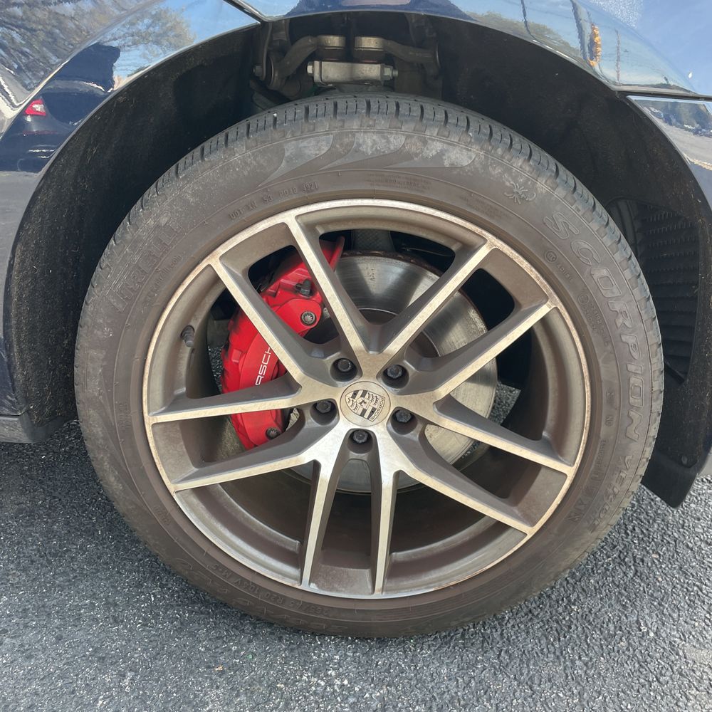 2022 Porsche Macan S