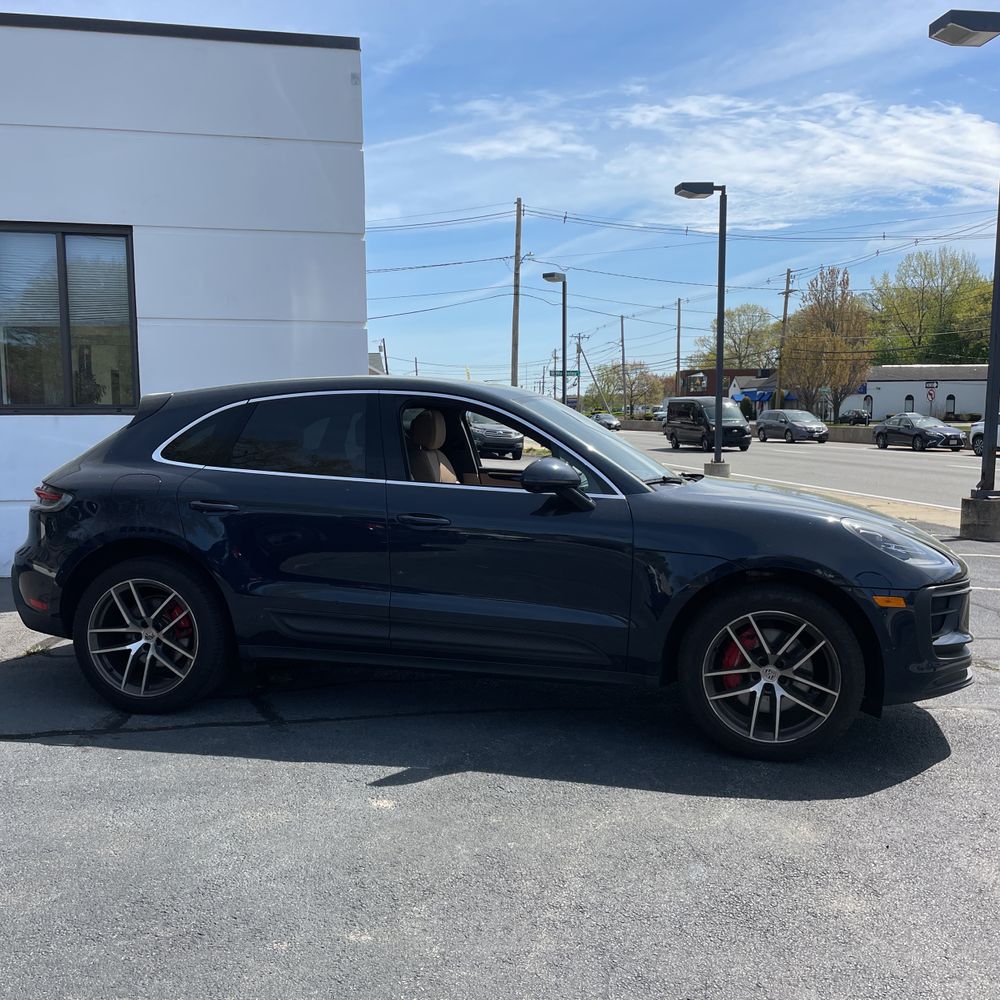 2022 Porsche Macan S