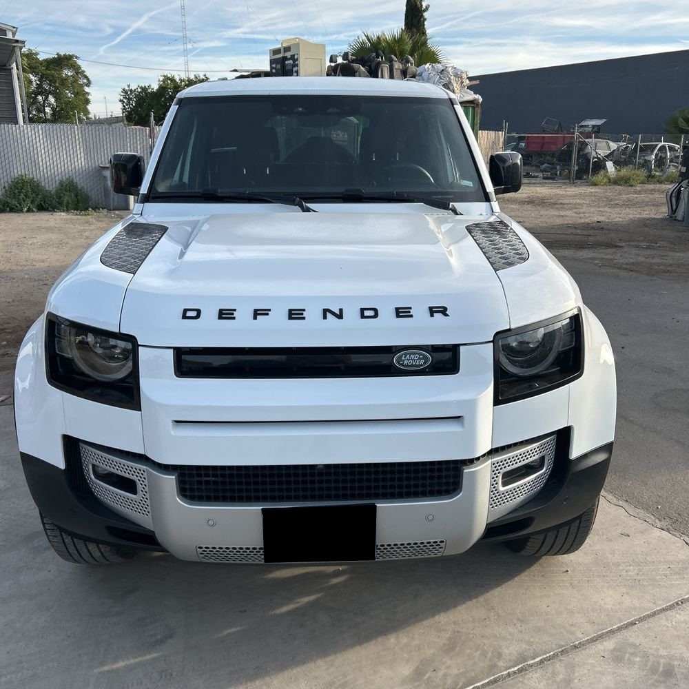 2025 Land Rover Defender 110 P300 S