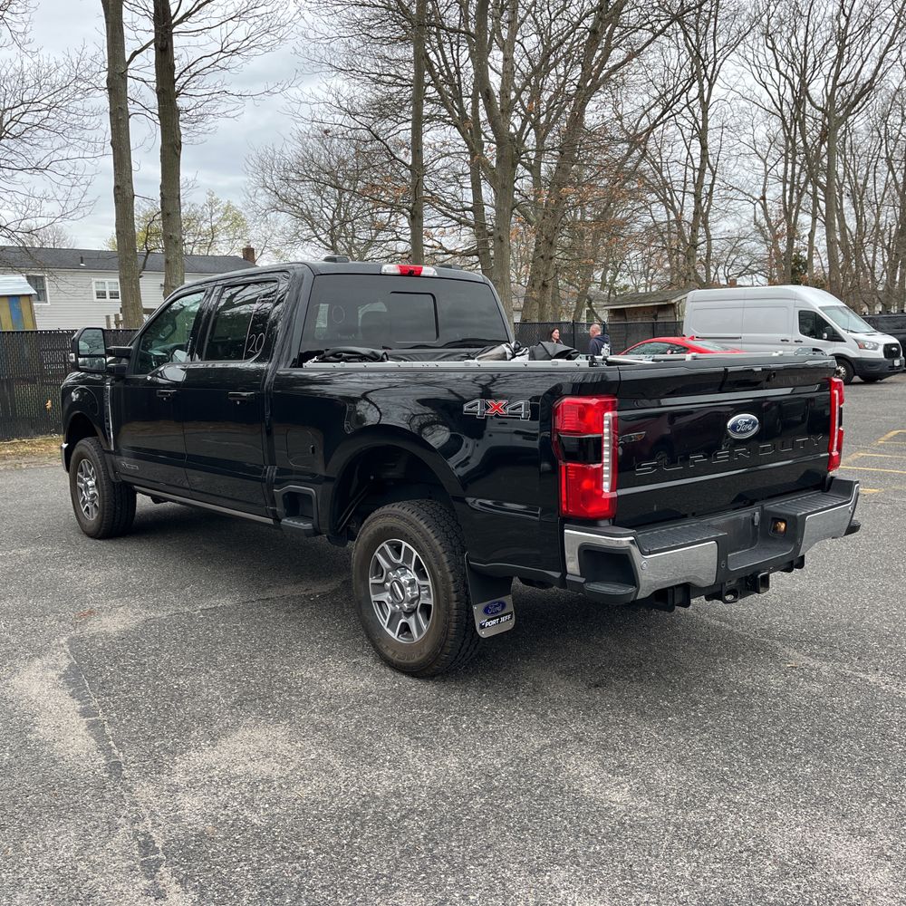 2023 Ford F-250 Super Duty Lariat