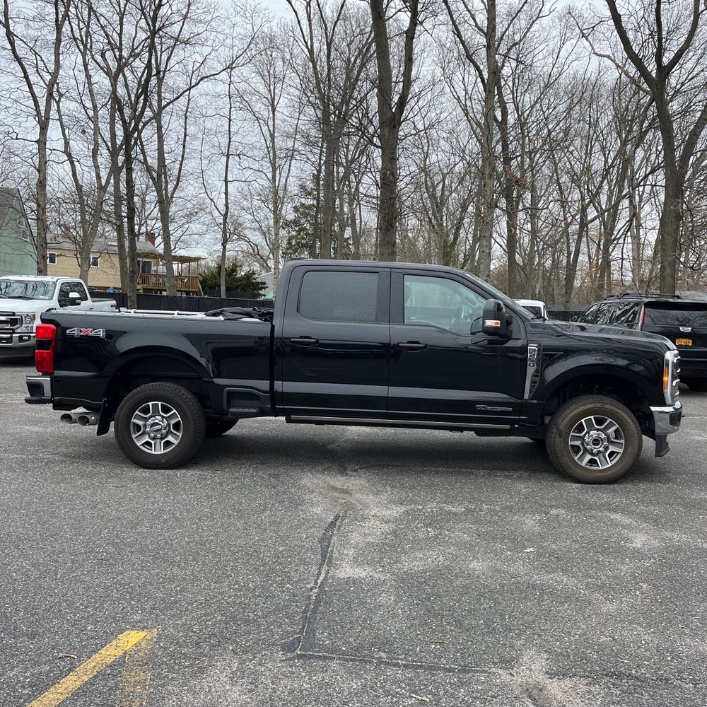 2023 Ford F-250 Super Duty Lariat