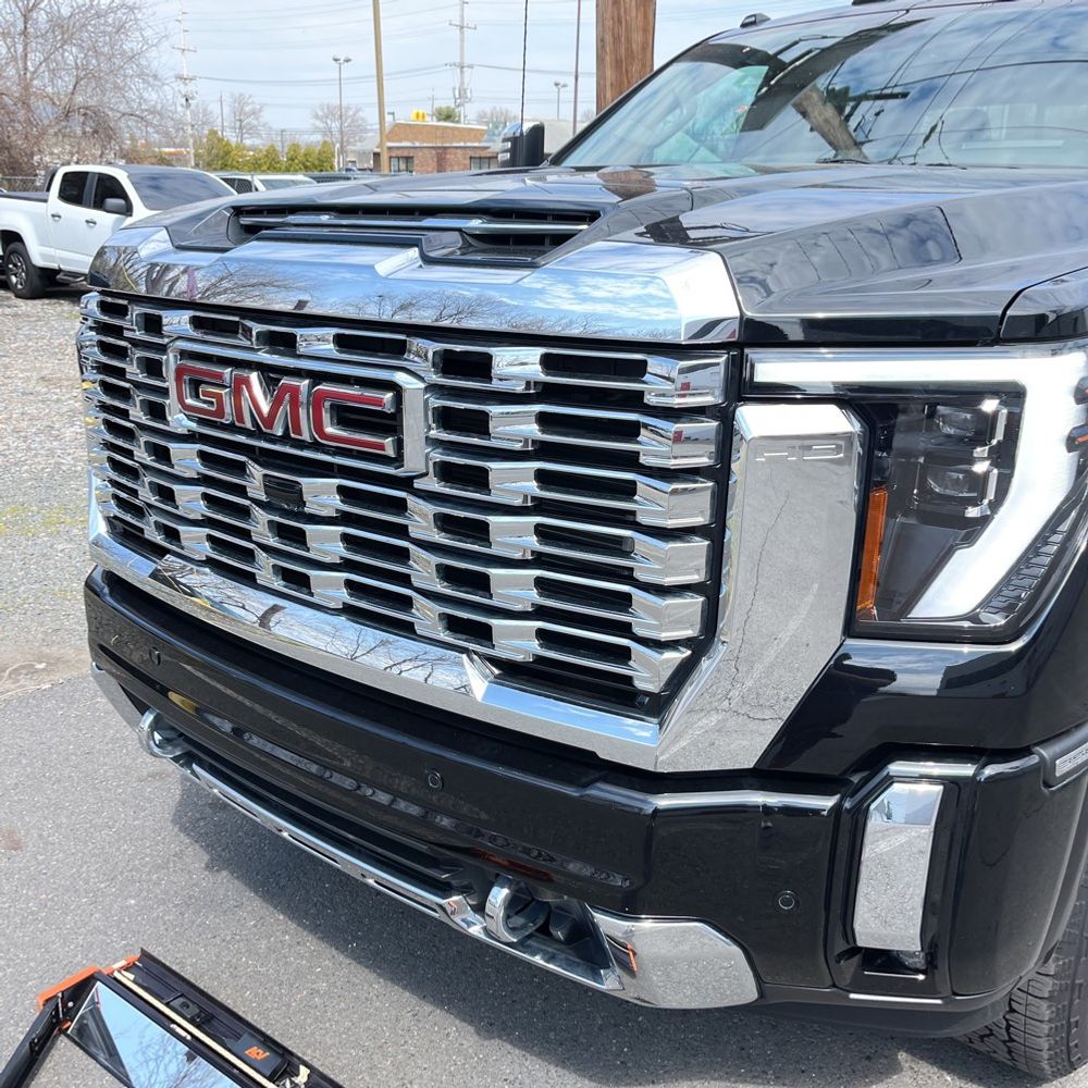 2024 GMC Sierra 3500HD Denali