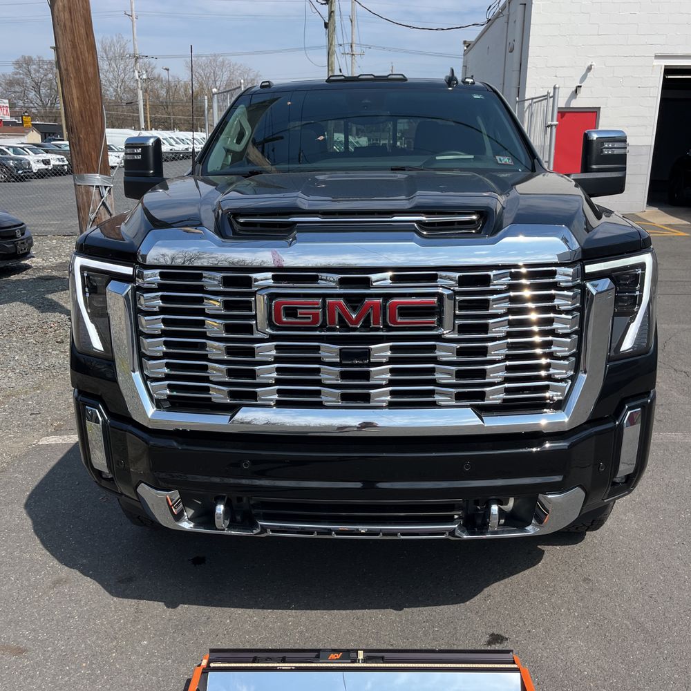 2024 GMC Sierra 3500HD Denali