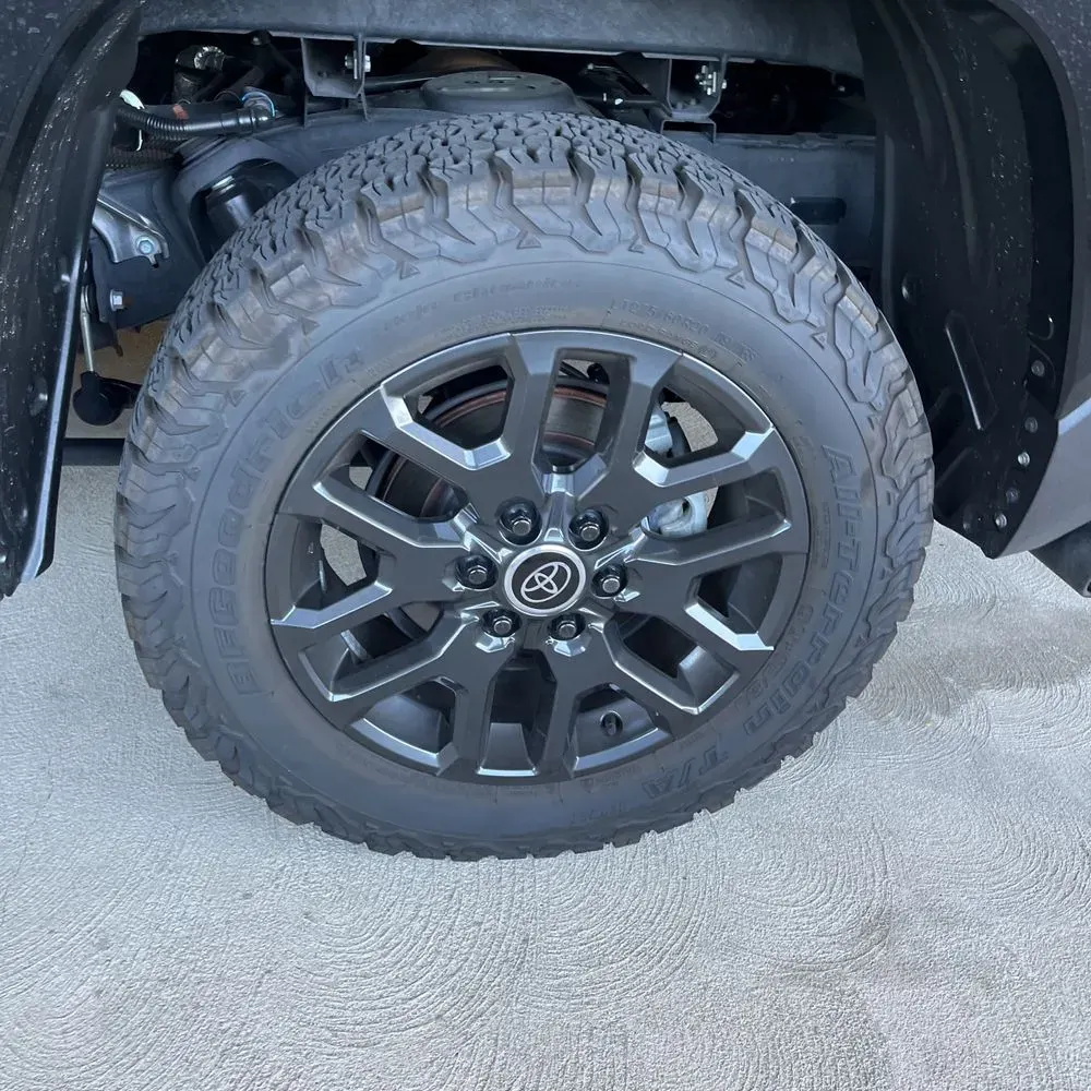 2024 Toyota Tundra Platinum HV