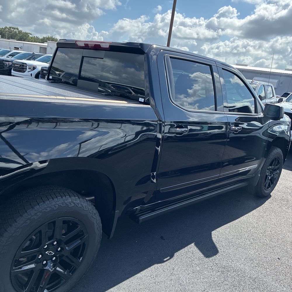 2025 Chevrolet Silverado 1500 High Country