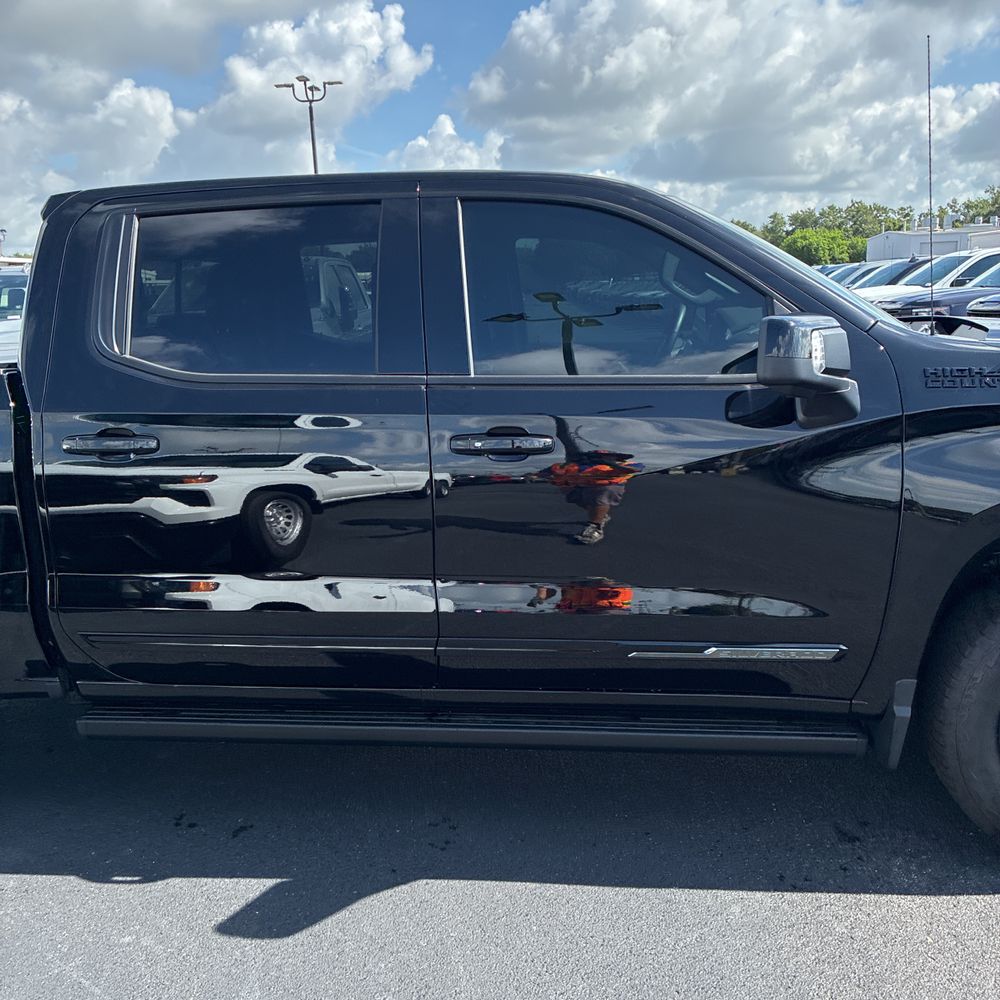2025 Chevrolet Silverado 1500 High Country