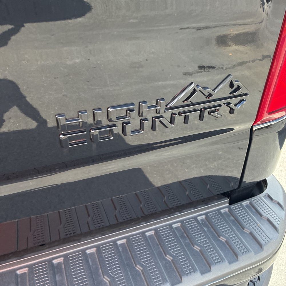 2025 Chevrolet Silverado 1500 High Country