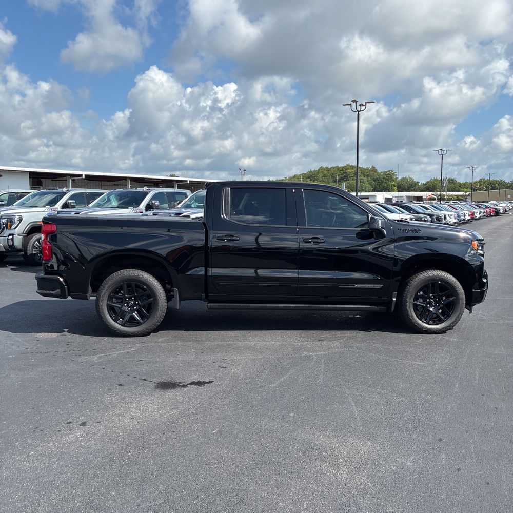 2025 Chevrolet Silverado 1500 High Country