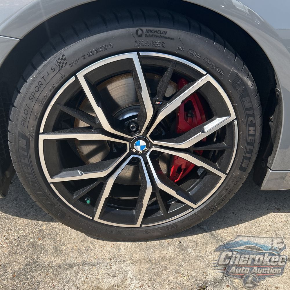 2022 BMW 5-Series M550xi