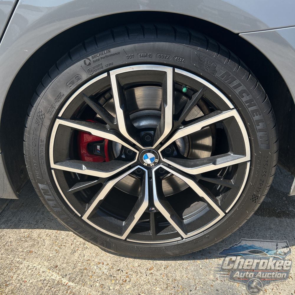 2022 BMW 5-Series M550xi