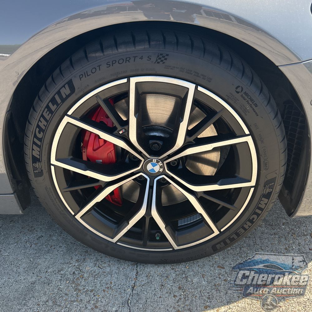 2022 BMW 5-Series M550xi